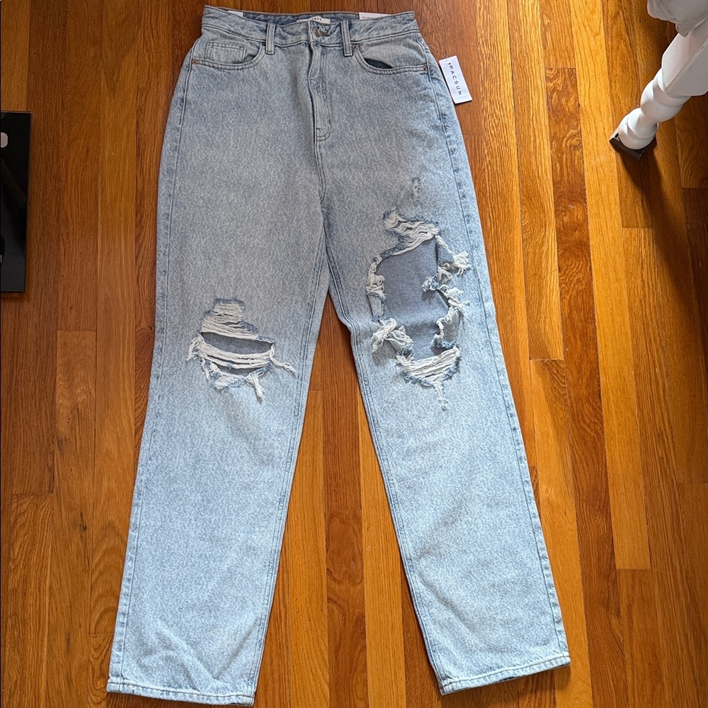 PacSun Light Blue Distressed Boyfriend Jeans NWT